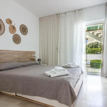 New Amazing With Private Parking *