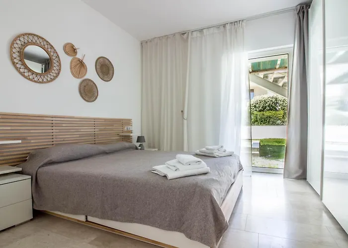 Guesthost - Amazing *